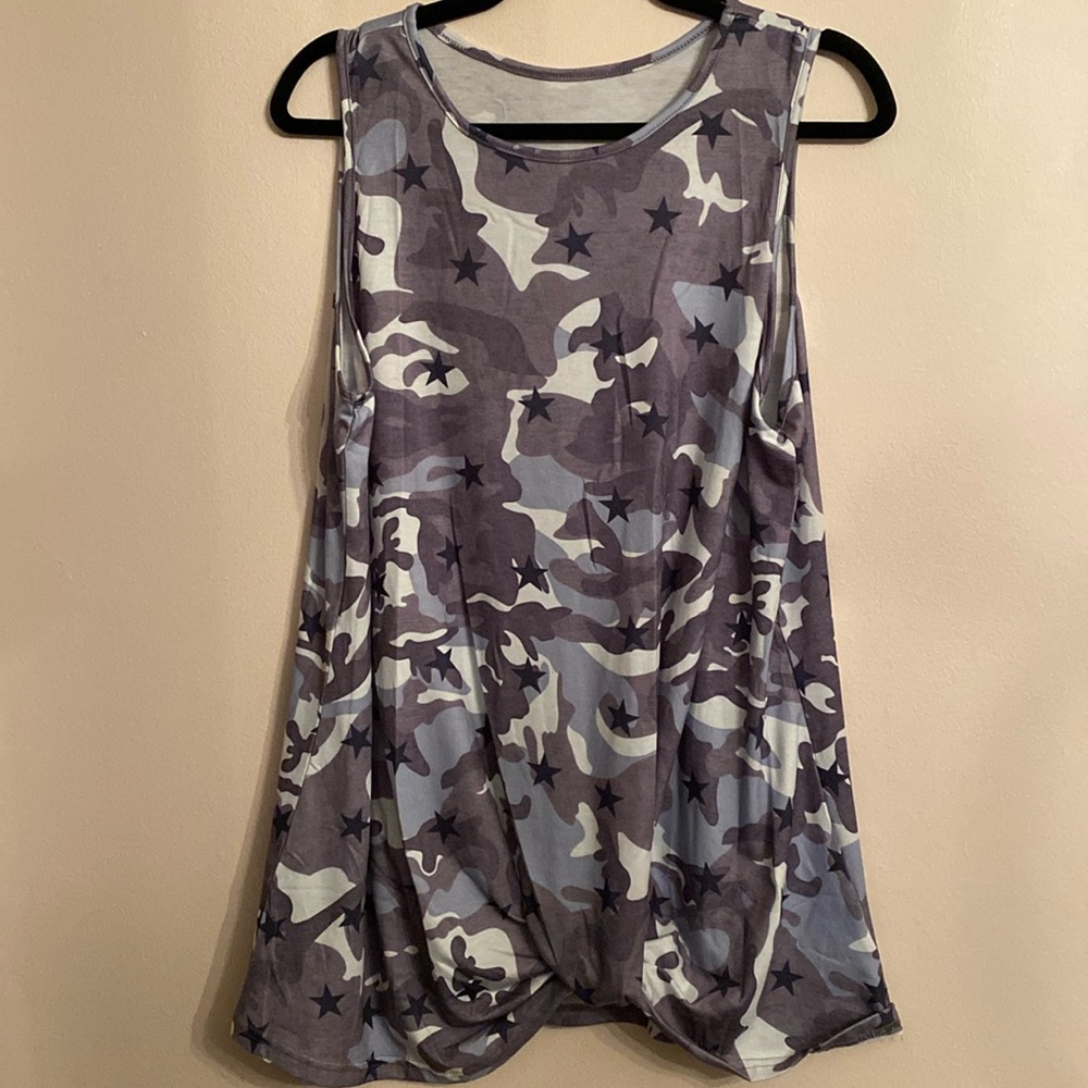Camouflage Sleeveless Tank Top, Size: XL NWOT